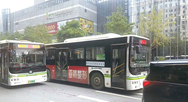 長沙公交車廣告歸來，與四個月前相比有何變化？