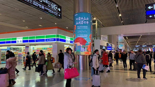西安高鐵站廣告中圓柱燈箱媒體怎么樣？