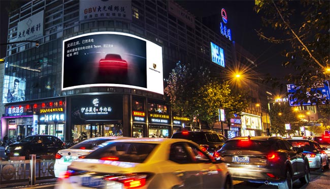 杭州湖濱商圈大光明戶外LED廣告多少錢？