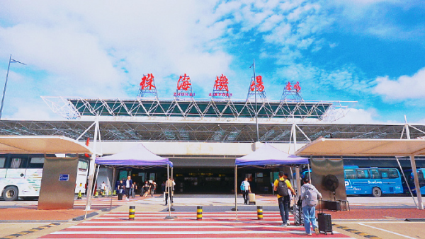 珠海金灣機(jī)場(chǎng)廣告價(jià)格多少錢(qián)？珠海機(jī)場(chǎng)航站樓廣告出發(fā)到達(dá)全覆蓋