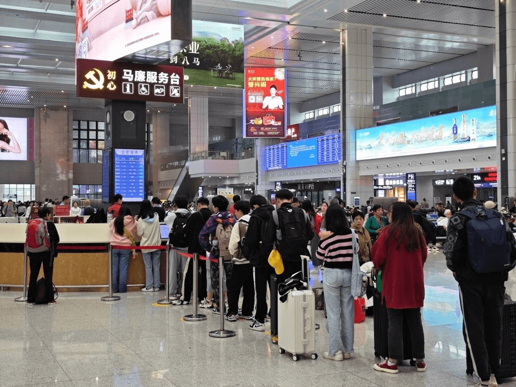 重慶北站春運(yùn)期間熱門廣告位多少錢？重慶北高鐵站火車北站廣告價(jià)格