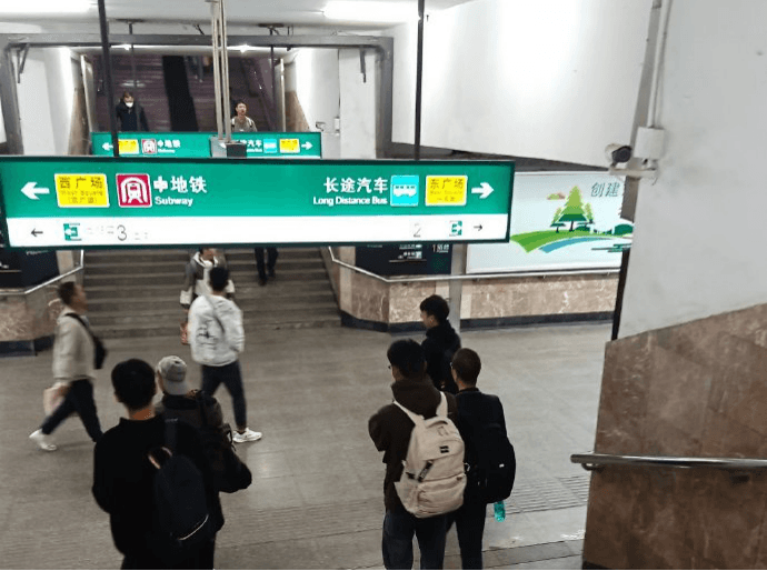 鄭州站廣告價格收費多少錢？鄭州火車站高鐵春運熱門出站廣告位