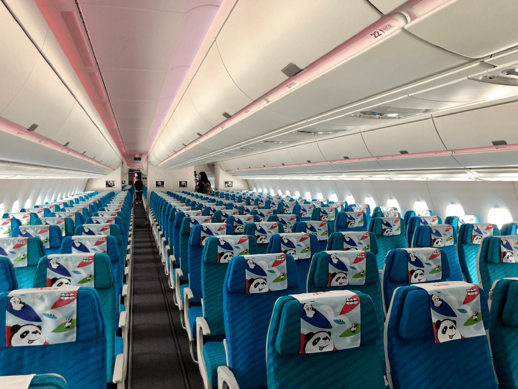 四川航空機載廣告價格收費多少錢？川航機載飛機客艙春運熱門廣告