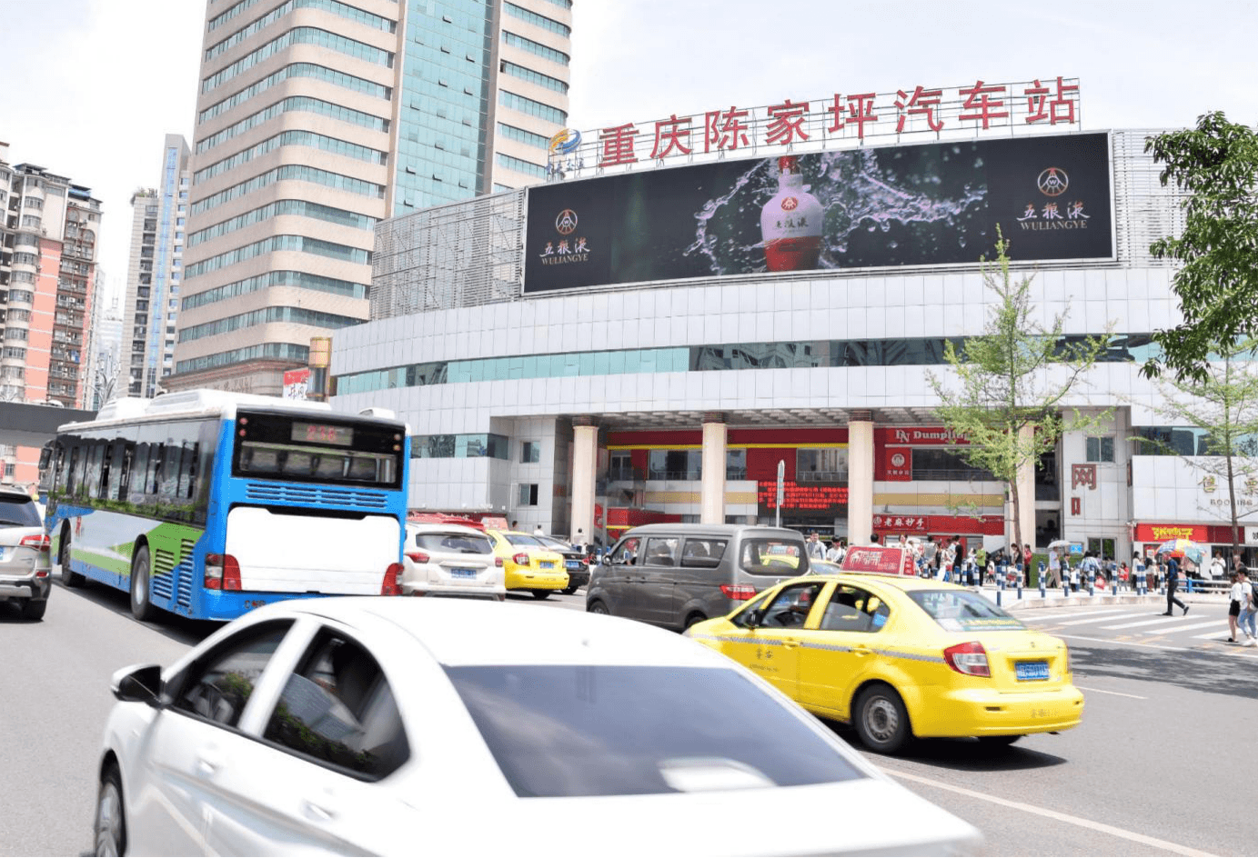 重慶LED大屏廣告價(jià)格收費(fèi)多少錢？重慶九龍坡LED大屏廣告