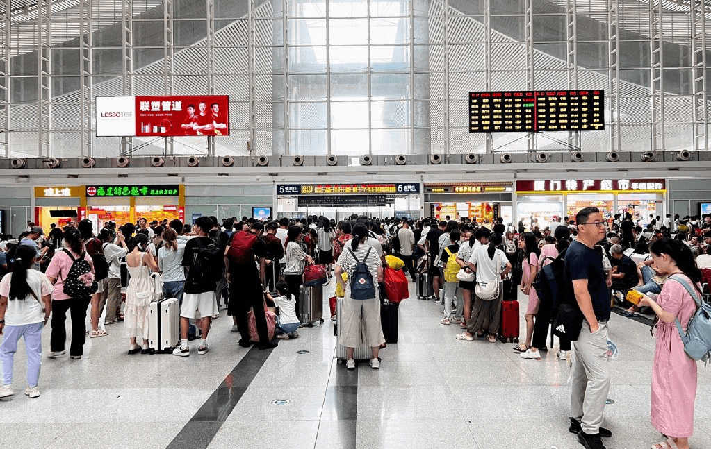 廈門北站廣告價格收費(fèi)多少錢？廈門北高鐵站春運(yùn)熱門廣告位