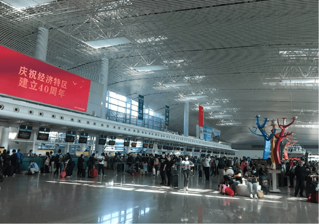 揭陽潮汕機(jī)場廣告價格收費(fèi)多少錢？潮汕機(jī)場出發(fā)到達(dá)春運(yùn)熱門廣告