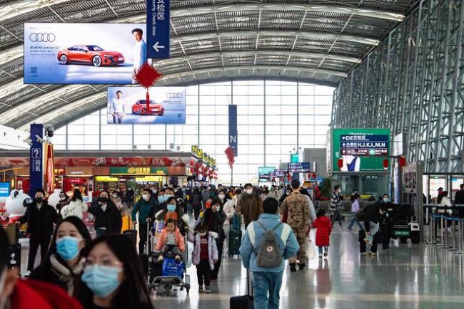 成都雙流機(jī)場(chǎng)廣告價(jià)格收費(fèi)，成都機(jī)場(chǎng)春運(yùn)出發(fā)廣告LED大屏優(yōu)勢(shì)