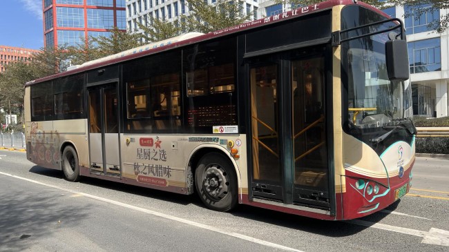 深圳公交廣告北環(huán)大道特產臘腸廣告案例，深圳公交車身廣告價格收費