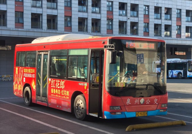 泉州公交巴士外車身廣告優(yōu)勢線路推薦，泉州公交車身廣告價格收費