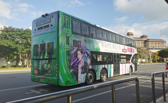 三亞公交車雙層巴士廣告價格，三亞雙層旅游觀光公交車身廣告投放