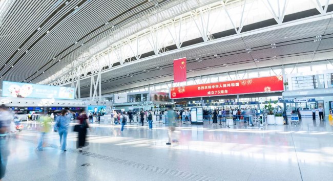 如何觸達(dá)高價(jià)值受眾？機(jī)場(chǎng)廣告投放策略解析