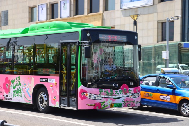 呼和浩特公交車身廣告外車貼巴士廣告投放，呼和浩特公交車廣告價(jià)格
