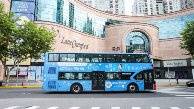 上海雙層觀光車身外車貼巴士廣告投放，上海公交車廣告價格