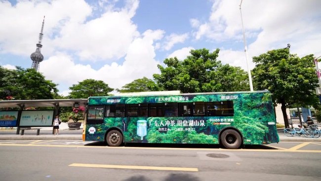 佛山公交車身巴士外車貼廣告投放，佛山公交車廣告價(jià)格