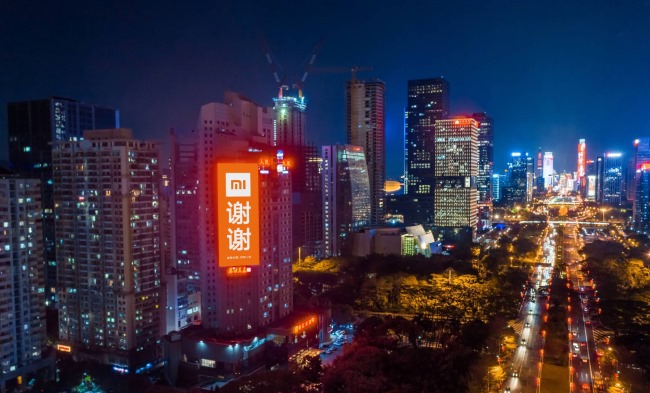 戶外廣告的發(fā)布流程是怎樣的？選擇戶外廣告或線上廣告哪個(gè)好？為什么？