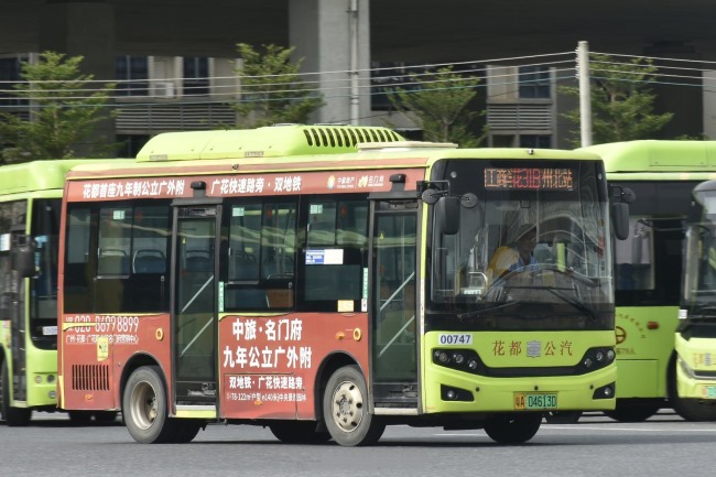 廣州花都公交外車身貼廣告投放，廣州公交車巴士廣告價格