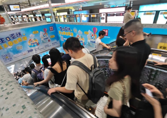 與其他一線城市相比較，深圳地鐵廣告有哪些突出的特點？選擇第一戶外傳媒發(fā)布深圳地鐵廣告有什么優(yōu)勢？
