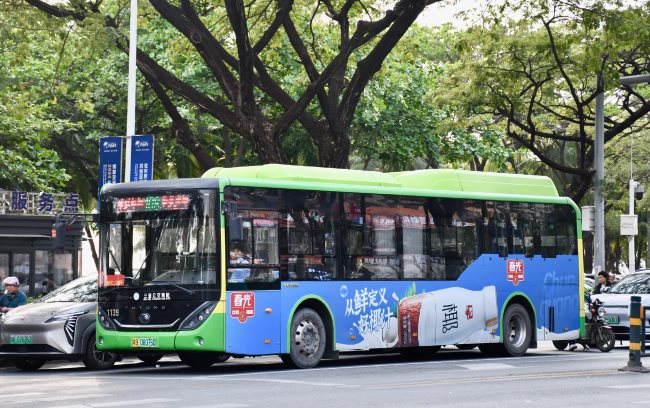 三亞公交車(chē)身三側(cè)外車(chē)貼廣告投放，三亞公交巴士廣告價(jià)格