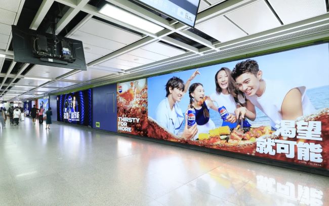 廣州體育西路地鐵站廳墻面廣告投放，廣州地鐵大屏廣告價格
