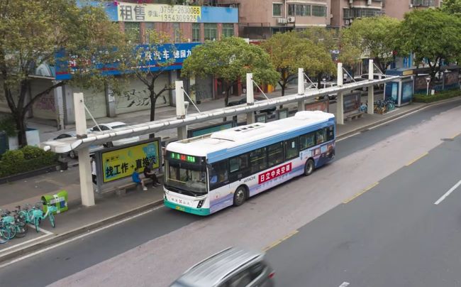 日立中央空調(diào)-珠海公交車廣告